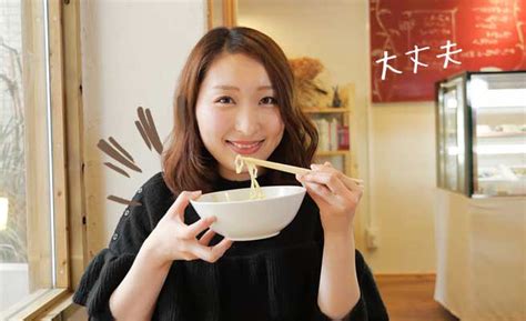 ラーメン デート 服装 女|ラーメンデートでは要注意！服装・食べ方の食事マ .